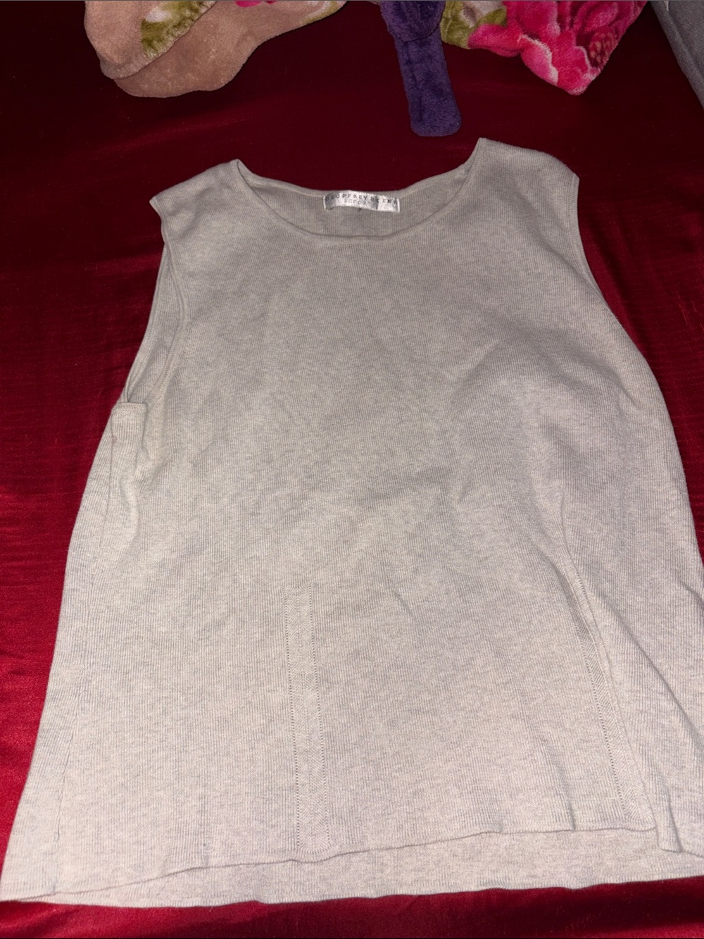 Geoffrey Beene Light Gray Sleeveless Knit Tank